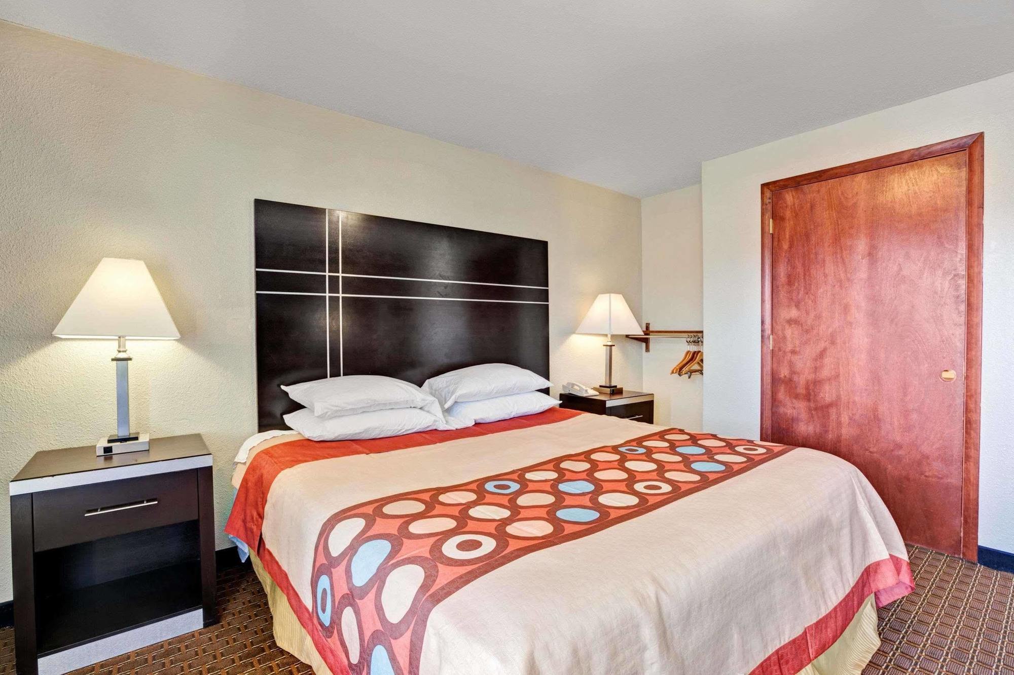 Super 8 By Wyndham Newark De Hotel Exterior photo