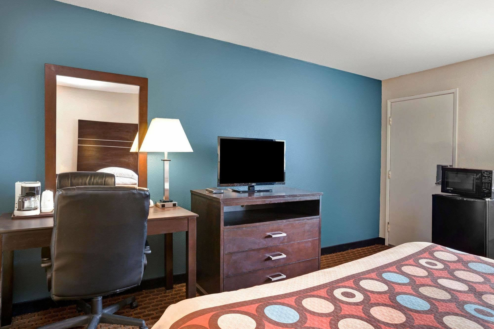 Super 8 By Wyndham Newark De Hotel Exterior photo